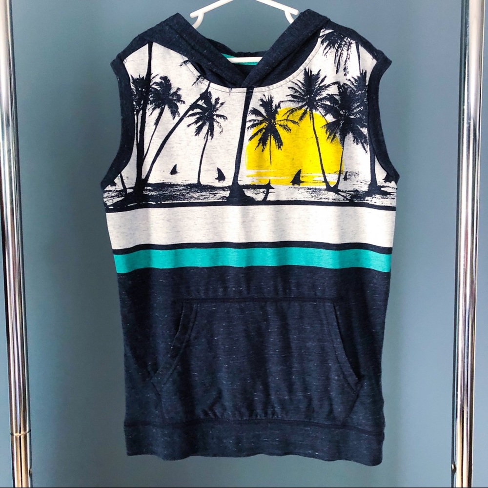 Graphic Sleeveless Hoodie